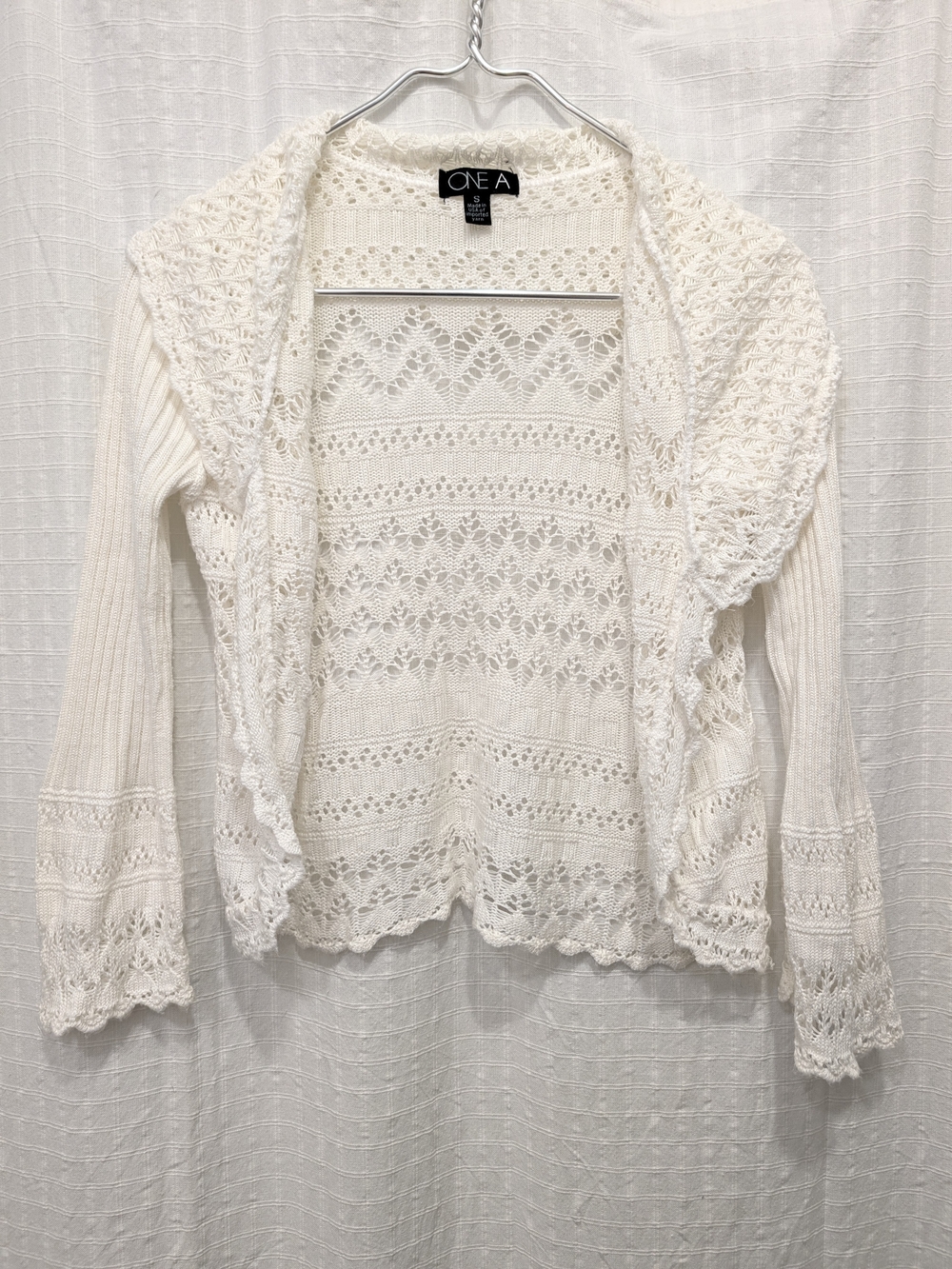 ONE A Crochet Knit Cardigan Shrug in White Size Small